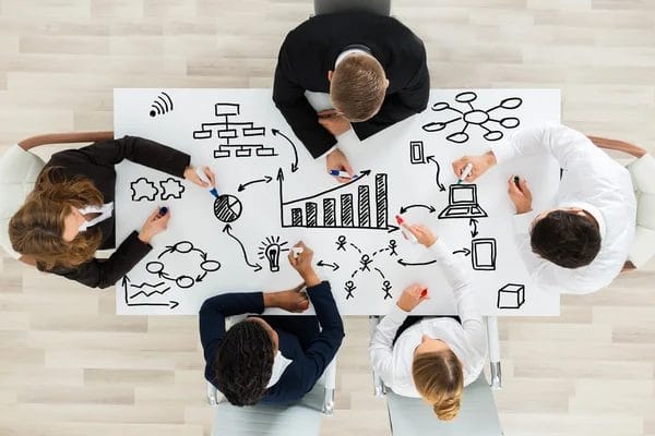 10 كتب ريادة الأعمال لا غنى عنها لبناء مشروع ناجح